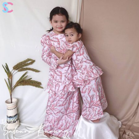 Leeya Sakura Kurung (Coral)