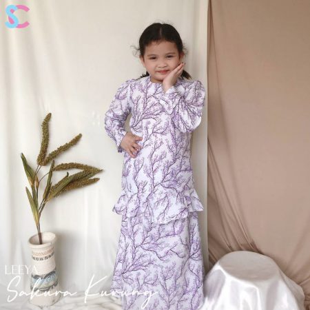 Leeya Sakura Kurung (Purple)